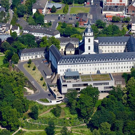 Отель Katholisch-Soziales Institut Зигбург Экстерьер фото