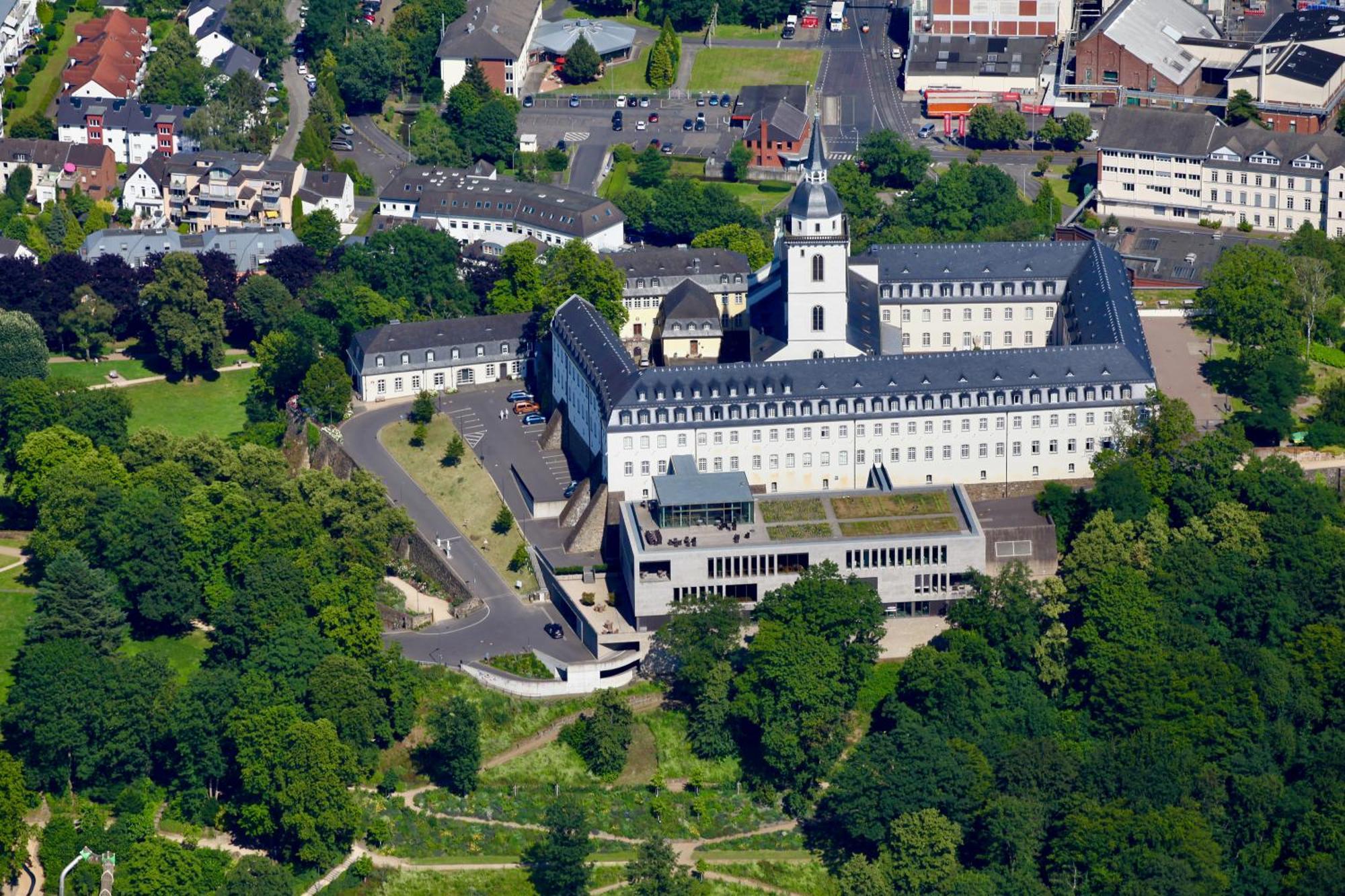Отель Katholisch-Soziales Institut Зигбург Экстерьер фото